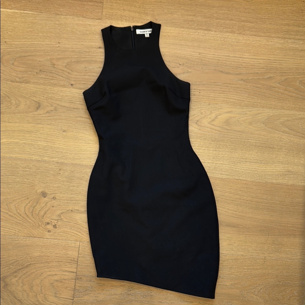 Elegant Black Sleeveless Dress